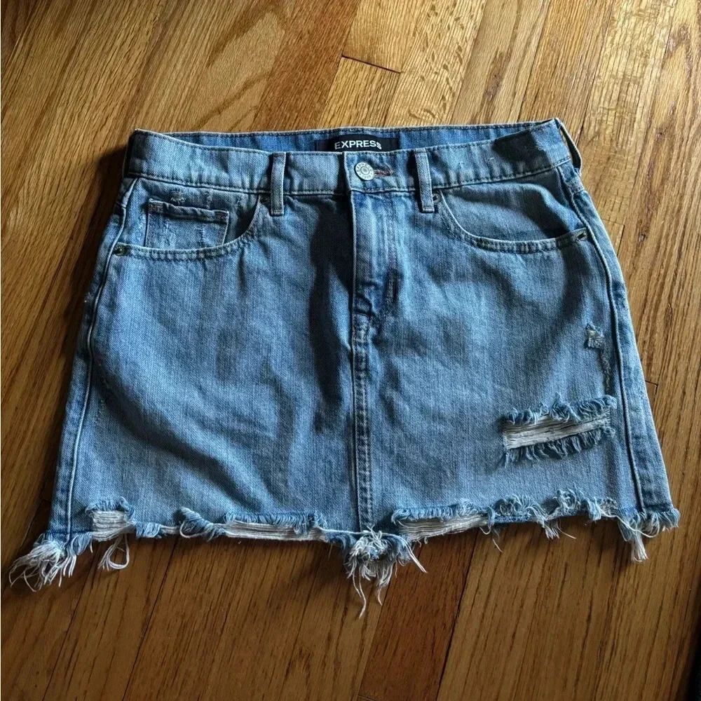 Forever 21 mid rise denim shirt